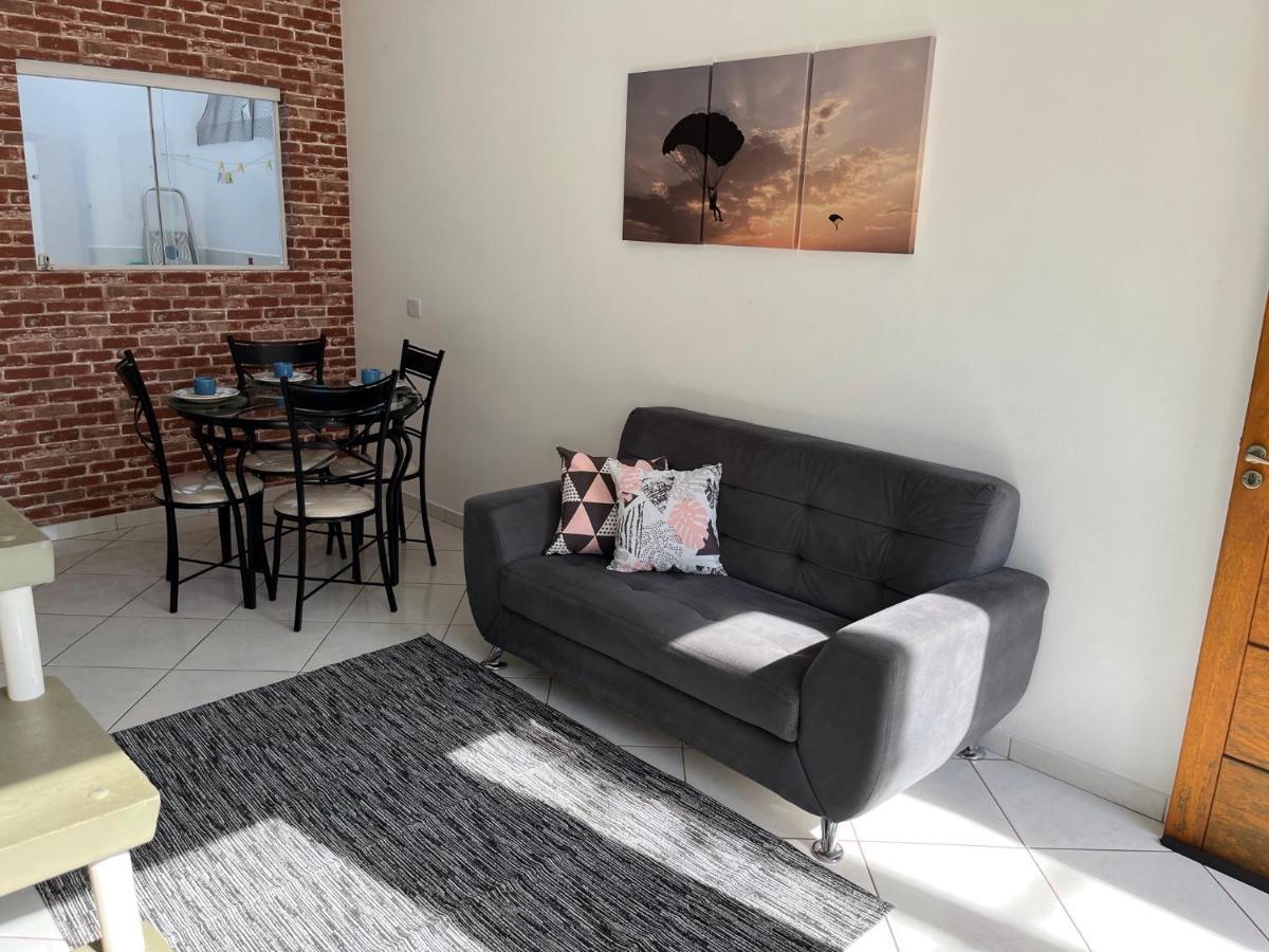 Loft Centro Com Ar Condicionado Charme & Aconchego Villa Бойтува Екстериор снимка